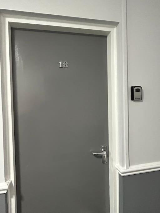 Two Bedroom Apartment Room 18 Stockton-on-Tees Exterior foto